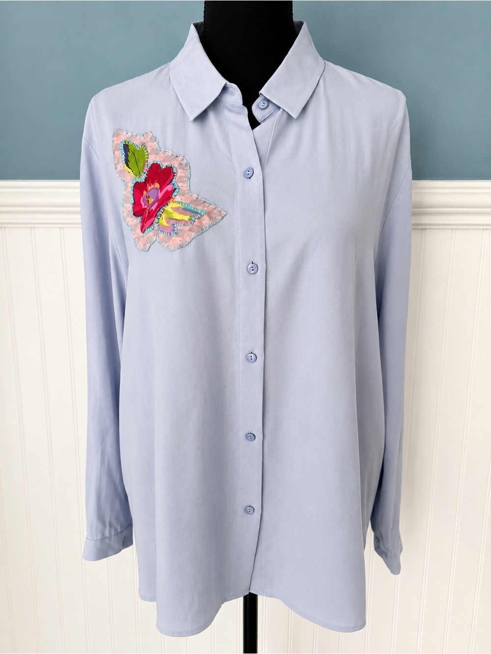 NEW Eileen Fisher 💯% Silk Periwinkle Button Down Blouse ~ Size Large🥰